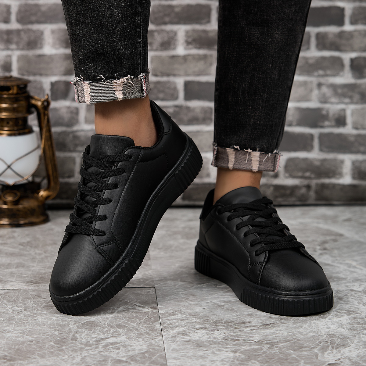 Fashion sport sneakers, sports - đánh giá và giá Leather Sneaker Care Kit